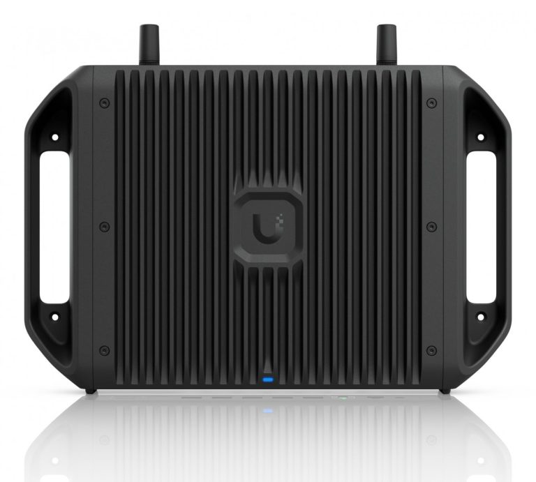 Ubiquiti UCG-Industrial entrée et régulateur 1000, 2500, 10000 Mbit/s